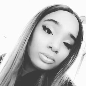 Meet your Posher, Ronnesha